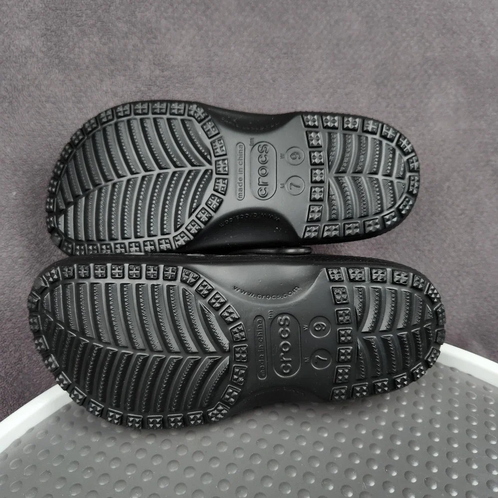 Sankuanz x Crocs Classic Clog Black Mens Size 7 Womens Size 9 206900-001 NEW
